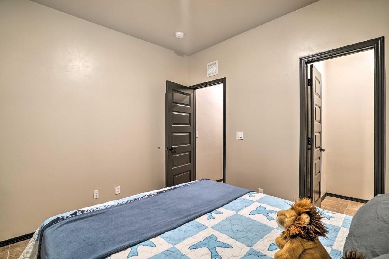 Spacious El Paso Apt, 6 Mi To Downtown! Apartment Exterior photo